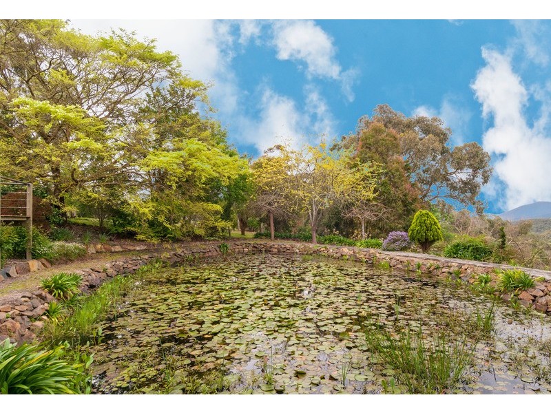 631 Victoria Road, Seville VIC 3139