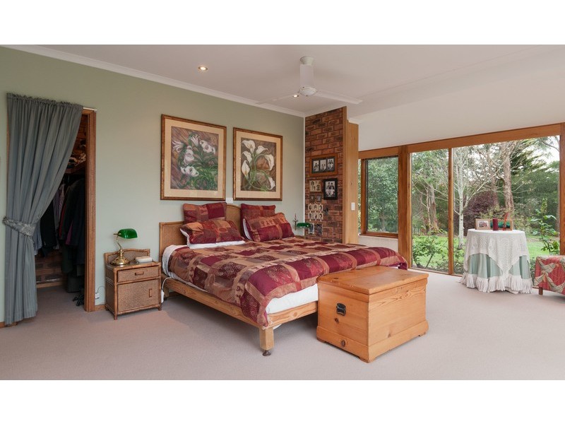 631 Victoria Road, Seville VIC 3139