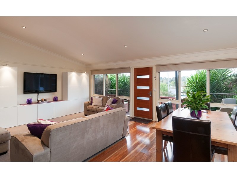 11 Hansen Road, Kilsyth VIC 3137