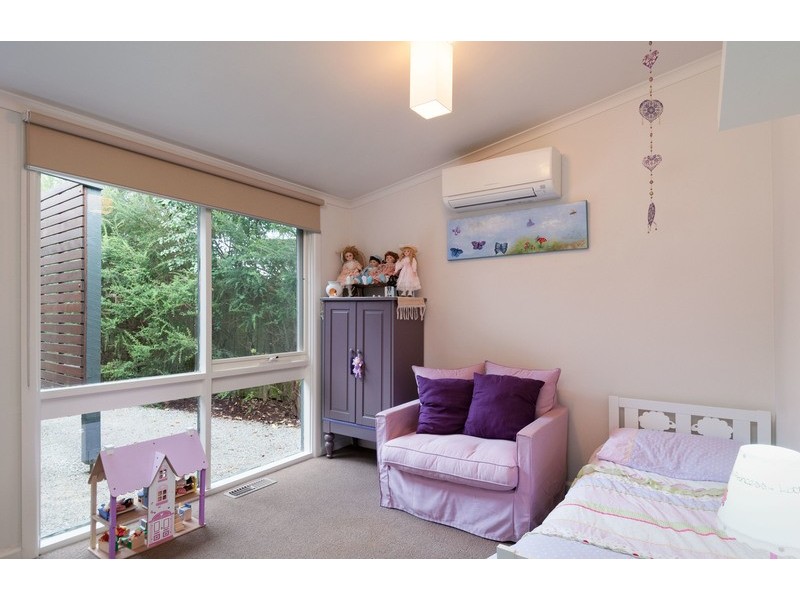 11 Hansen Road, Kilsyth VIC 3137