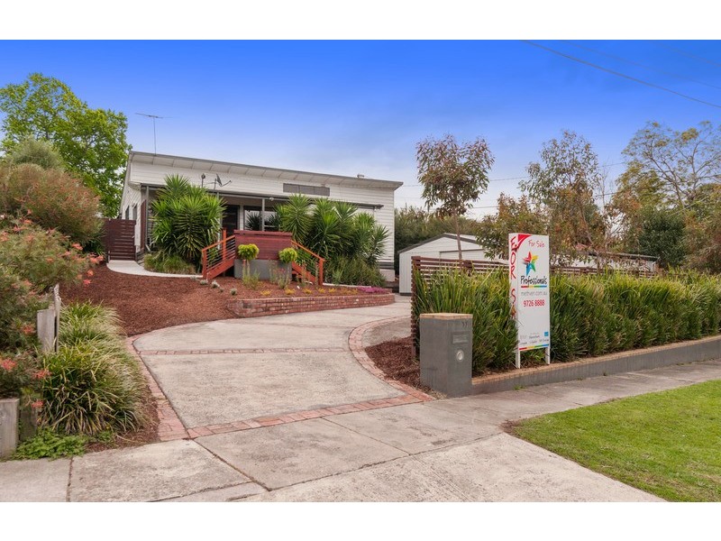 11 Hansen Road, Kilsyth VIC 3137