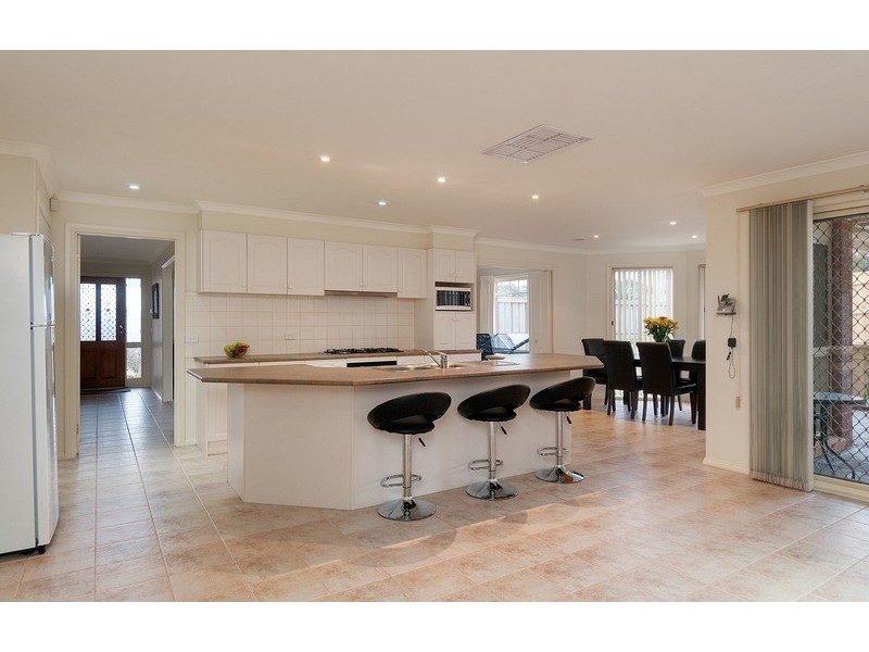 8 Russia Mews, Lilydale VIC 3140