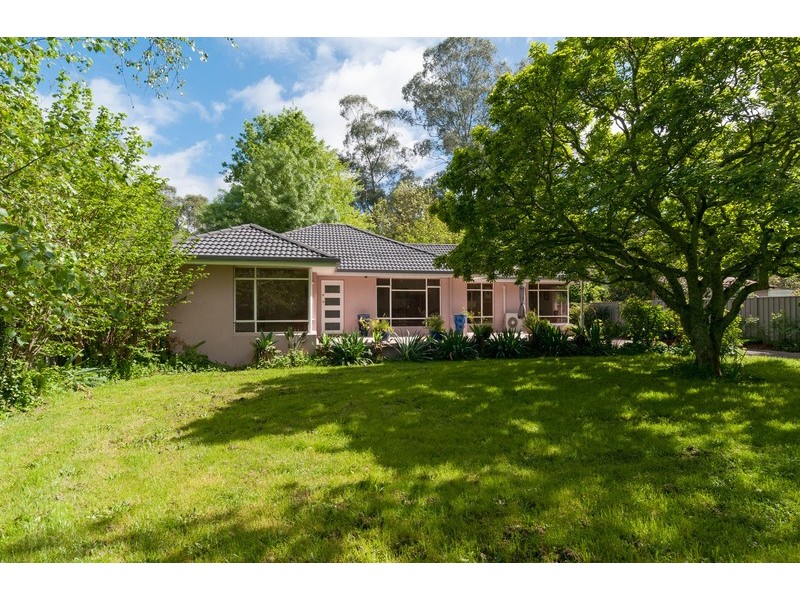 90 Wallace Parade, Healesville VIC 3777