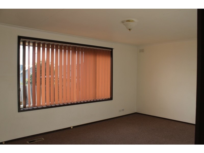 2/18 Barkly Street, Ringwood VIC 3134