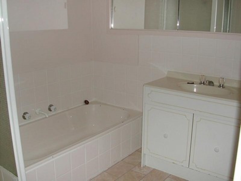 56 Ross Pincott Drive, Mooroolbark VIC 3138