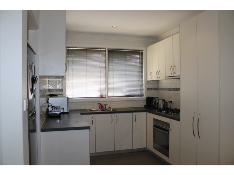 25 Homer Avenue, Croydon South VIC 3136