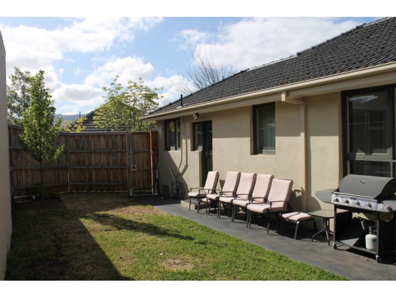25 Homer Avenue, Croydon South VIC 3136