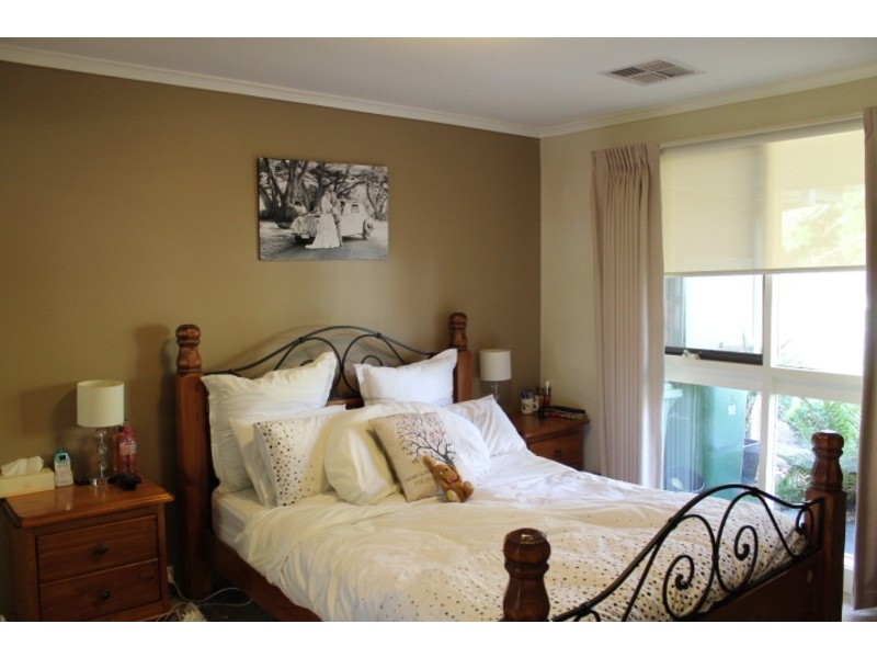 2/52 Mount Dandenong Road, Ringwood East VIC 3135