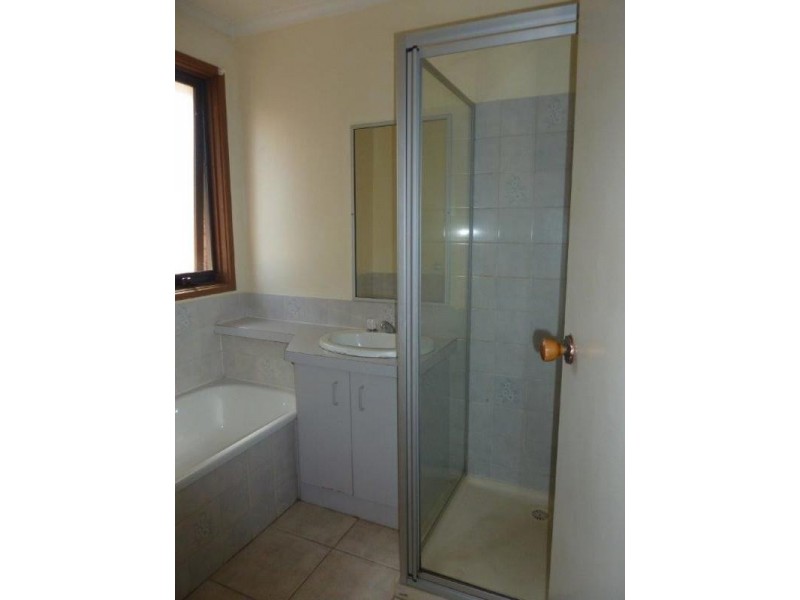 1/1 Helena Road, Lilydale VIC 3140