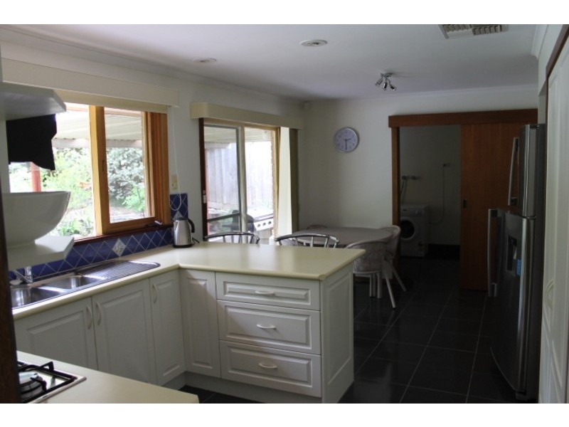 28 Hawkins Road, Montrose VIC 3765