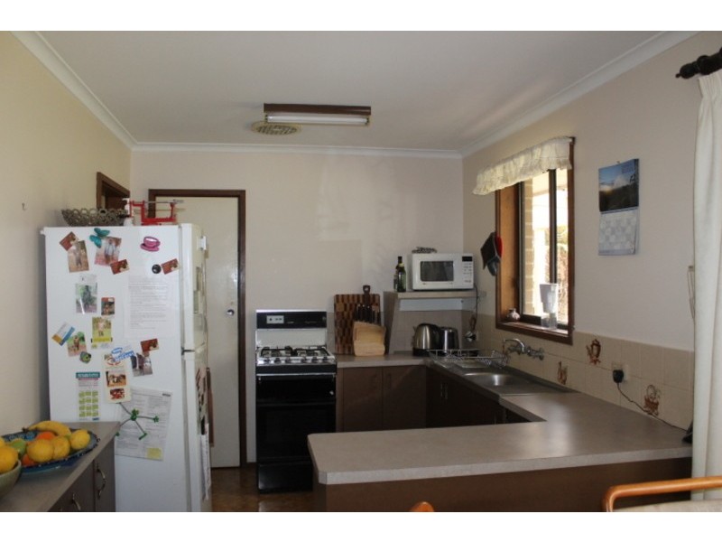 5 Kemp Avenue, Mount Evelyn VIC 3796