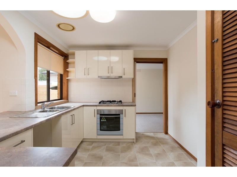 5 Maralee Drive, Mooroolbark VIC 3138