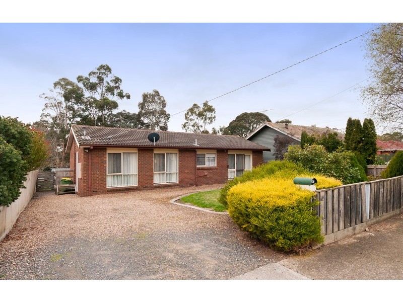 9 Bronwyn Street, Coldstream VIC 3770