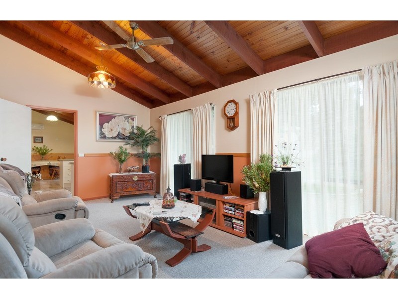 9 Bronwyn Street, Coldstream VIC 3770