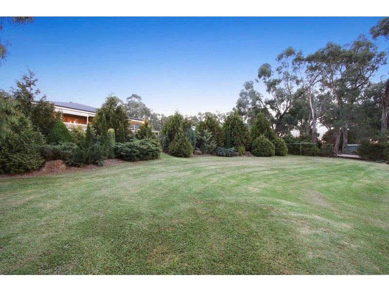 9 Gibbs Road, Healesville VIC 3777