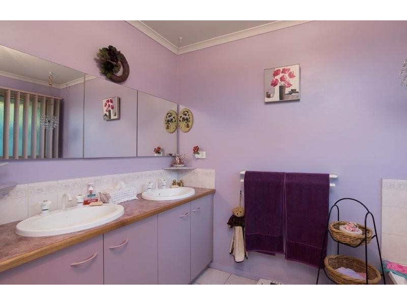 15 Switchback Road, Chirnside Park VIC 3116