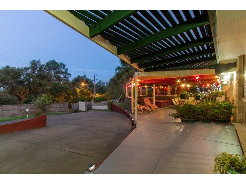 15 Switchback Road, Chirnside Park VIC 3116