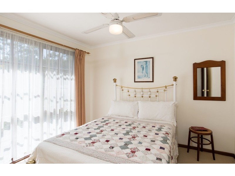 6 Farrar Way, Wandin North VIC 3139