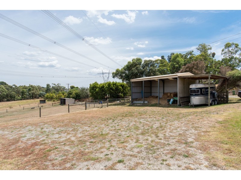 850-856 Warburton Highway, Seville East VIC 3139