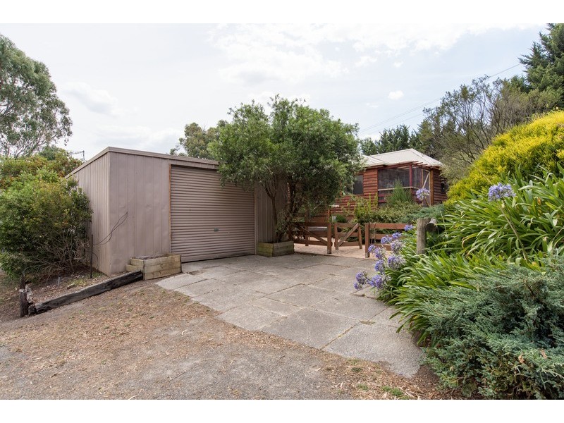 850-856 Warburton Highway, Seville East VIC 3139