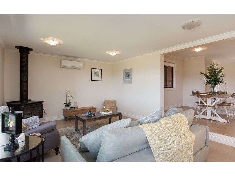 850-856 Warburton Highway, Seville East VIC 3139