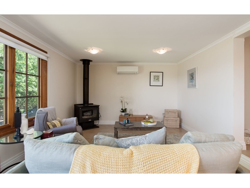 850-856 Warburton Highway, Seville East VIC 3139