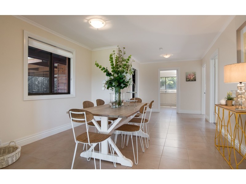 850-856 Warburton Highway, Seville East VIC 3139