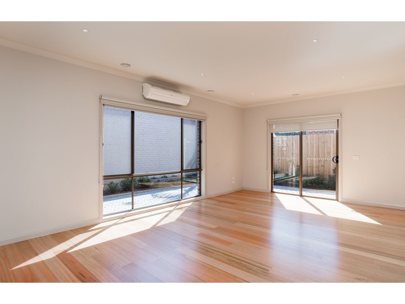 17 Gladstone Street, Lilydale VIC 3140