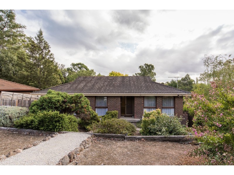 141 Victoria Road, Chirnside Park VIC 3116