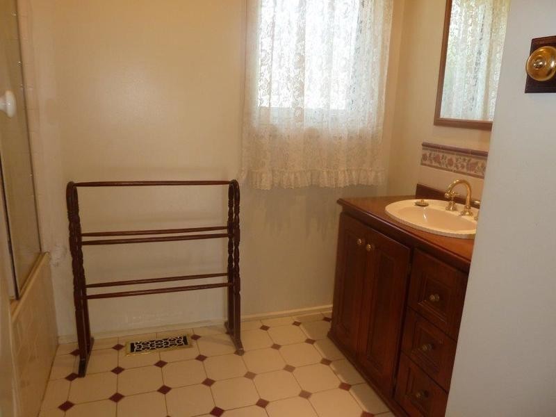 20 Geoffrey Drive, Kilsyth VIC 3137