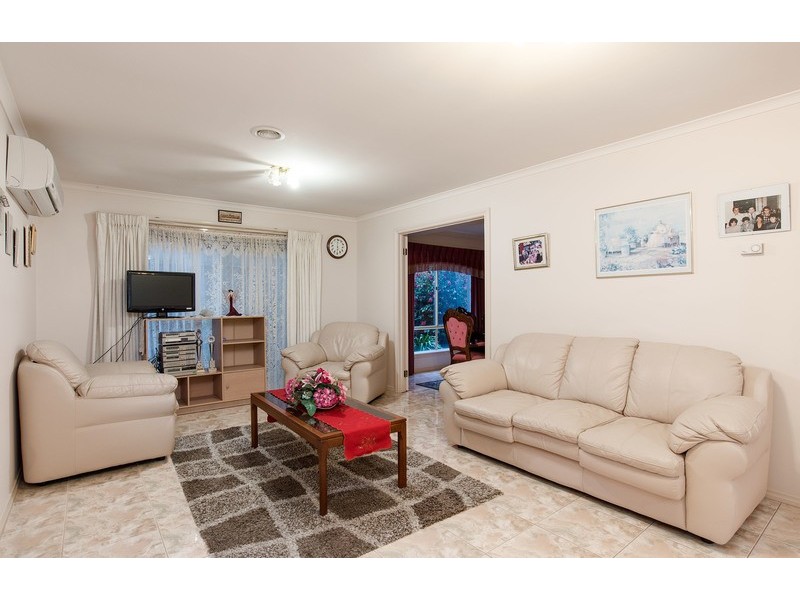 6 Yarra Hill Lane, Chirnside Park VIC 3116