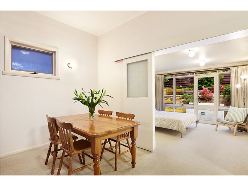 10 Mulawa Street, Croydon North VIC 3136