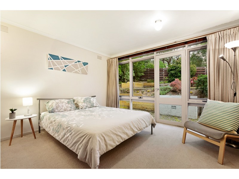 10 Mulawa Street, Croydon North VIC 3136