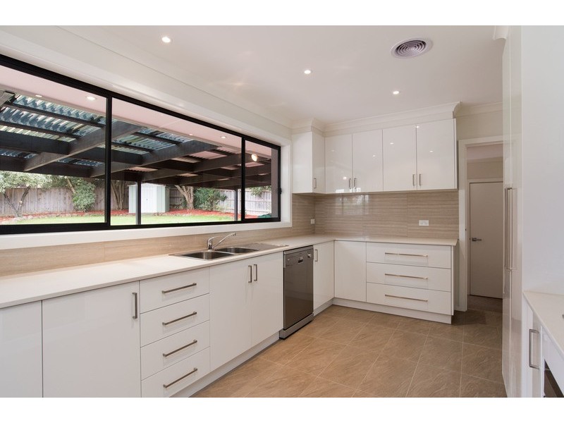11 Bristol Court, Kilsyth VIC 3137
