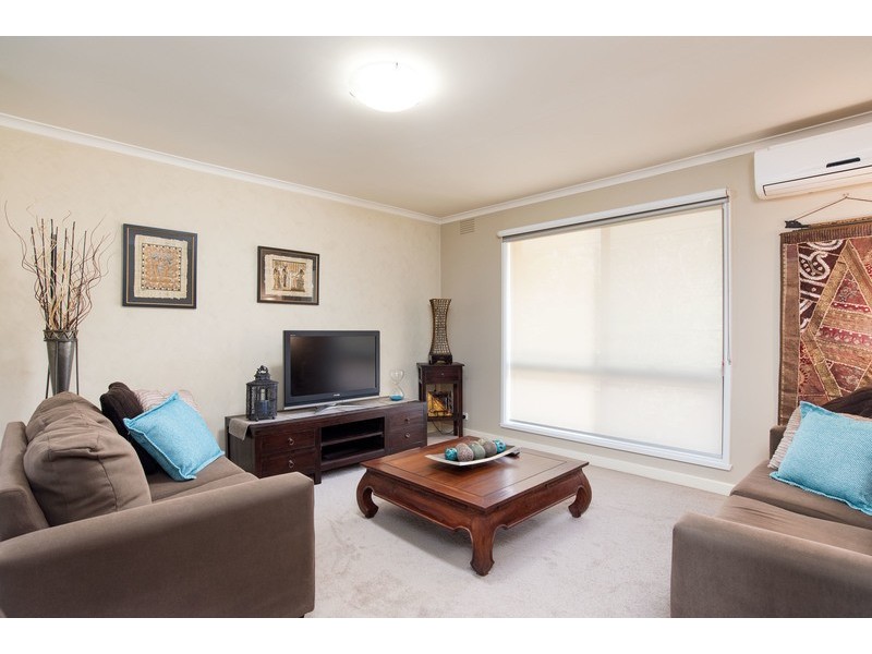 1/17 Fortuna Avenue, Croydon VIC 3136