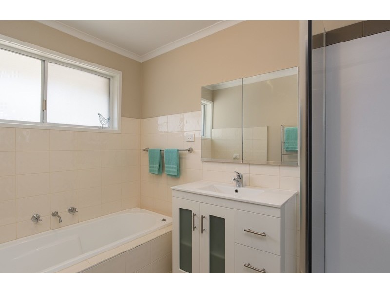 1/17 Fortuna Avenue, Croydon VIC 3136