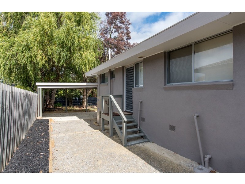 1/17 Fortuna Avenue, Croydon VIC 3136