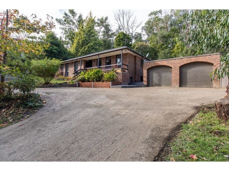 4 Murrumbung Road, Mount Evelyn VIC 3796