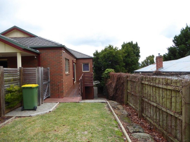 2/30 Albert Road, Lilydale VIC 3140