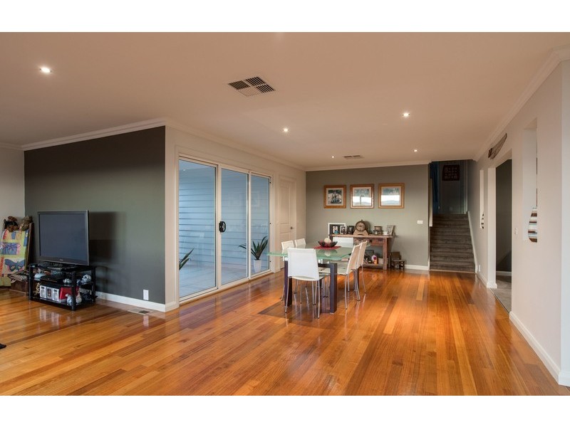 16 Alexandra Road, Lilydale VIC 3140