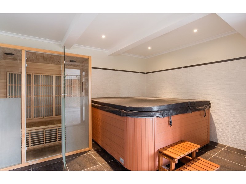 2 Yering Place, Chirnside Park VIC 3116