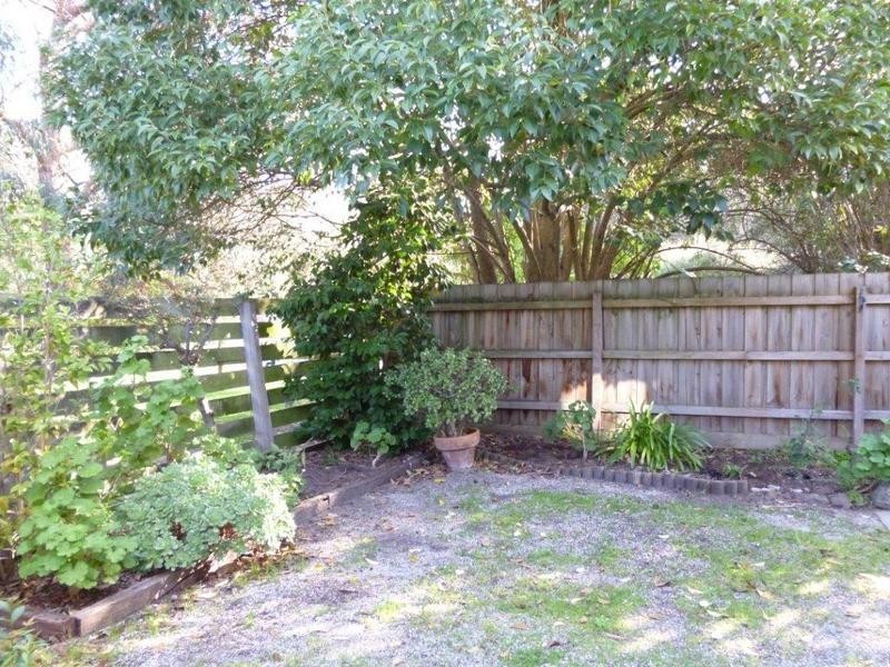 1/6 Pleasant Street, Kilsyth VIC 3137