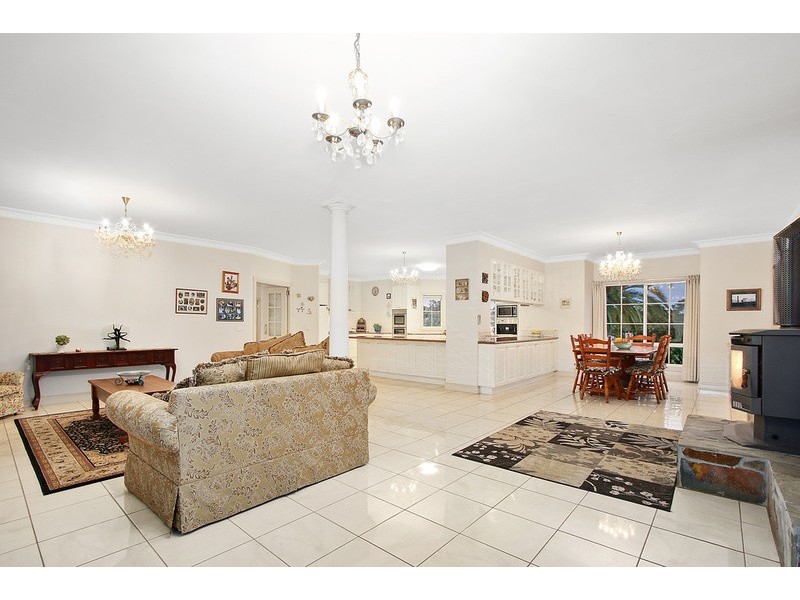 661 Warrandyte Ringwood Road, Ringwood North VIC 3134