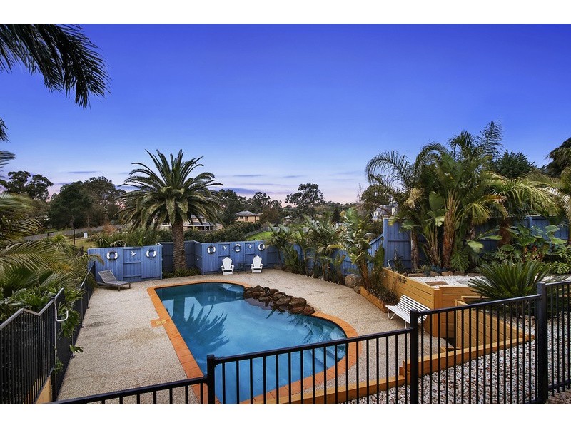 661 Warrandyte Ringwood Road, Ringwood North VIC 3134