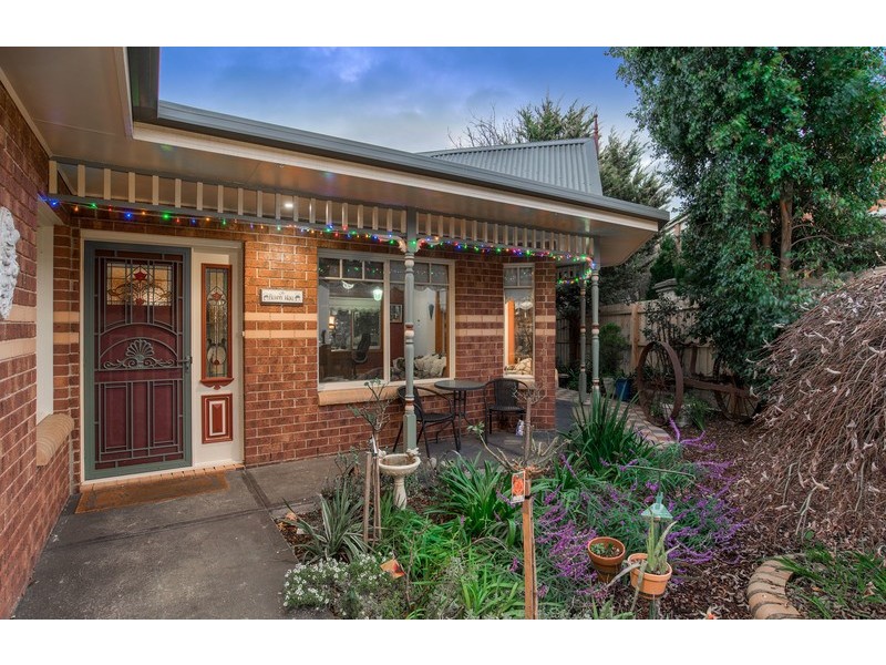 39 Pioneer Way, Kilsyth VIC 3137