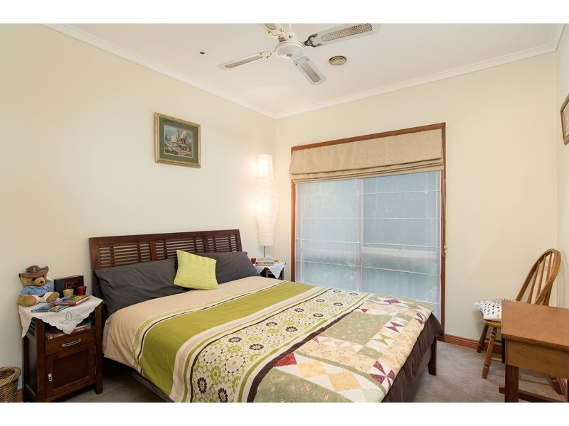 39 Pioneer Way, Kilsyth VIC 3137