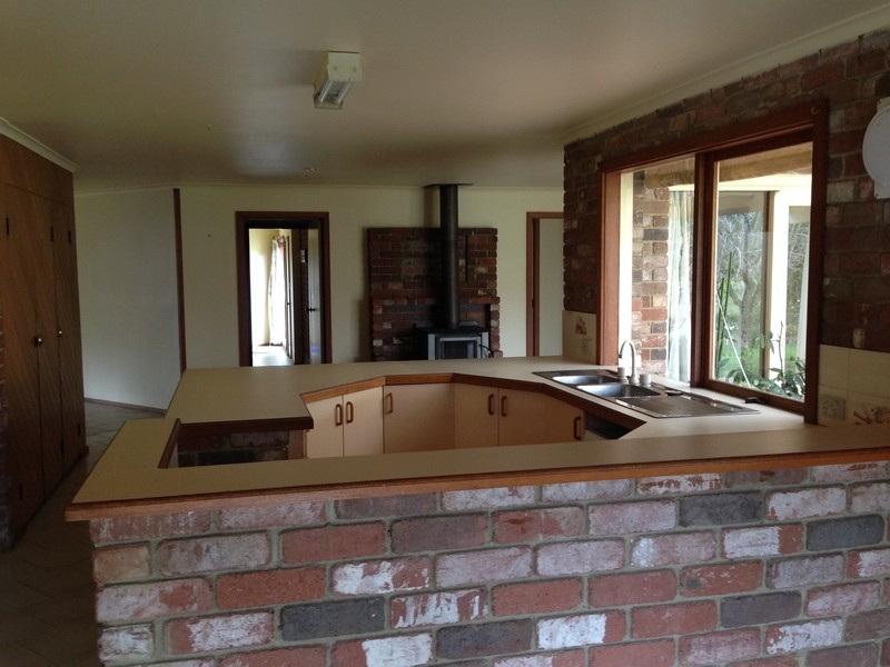 28 Hunter Road, Wandin North VIC 3139