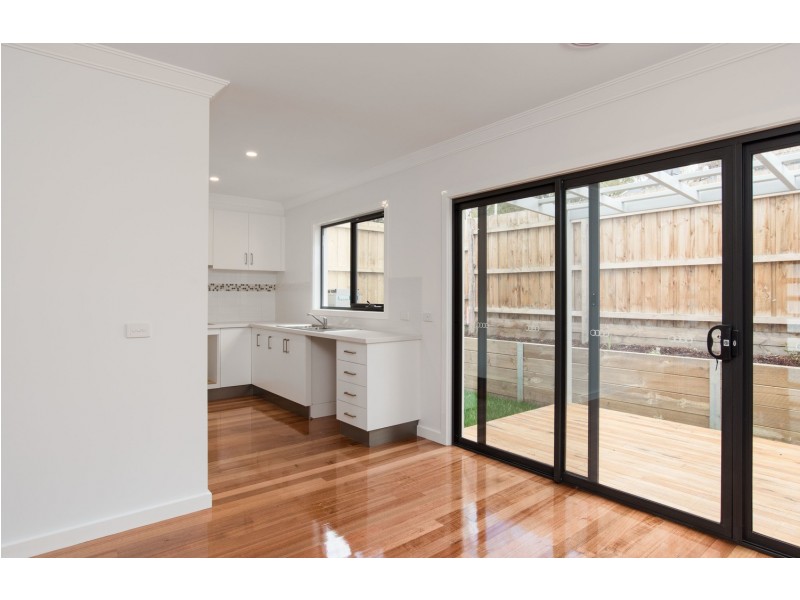 4/3 Nicholas Street, Lilydale VIC 3140