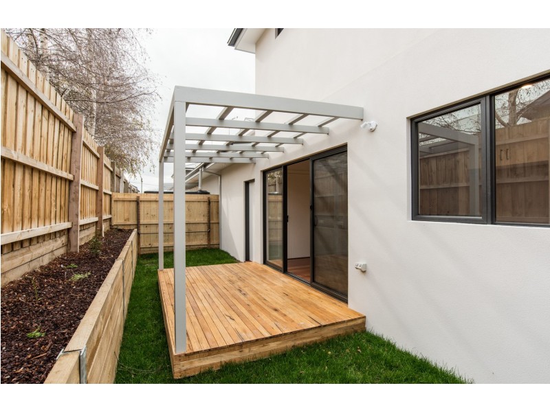 4/3 Nicholas Street, Lilydale VIC 3140