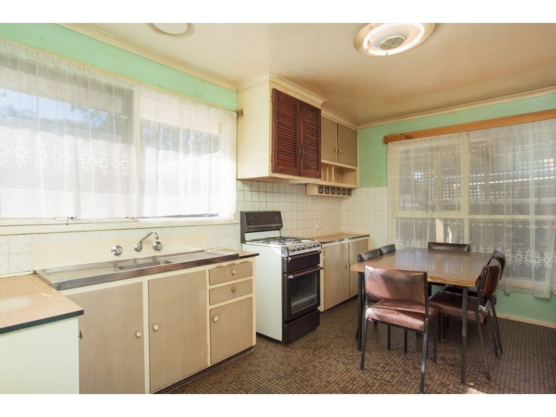 71 Dryden Concourse, Mooroolbark VIC 3138
